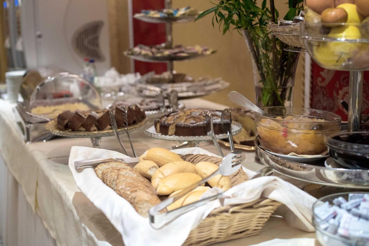Boutique Hotel Puccini Монтекатини Терме Екстериор снимка