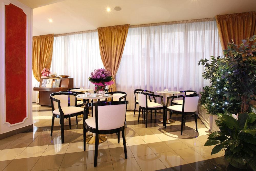 Boutique Hotel Puccini Монтекатини Терме Екстериор снимка