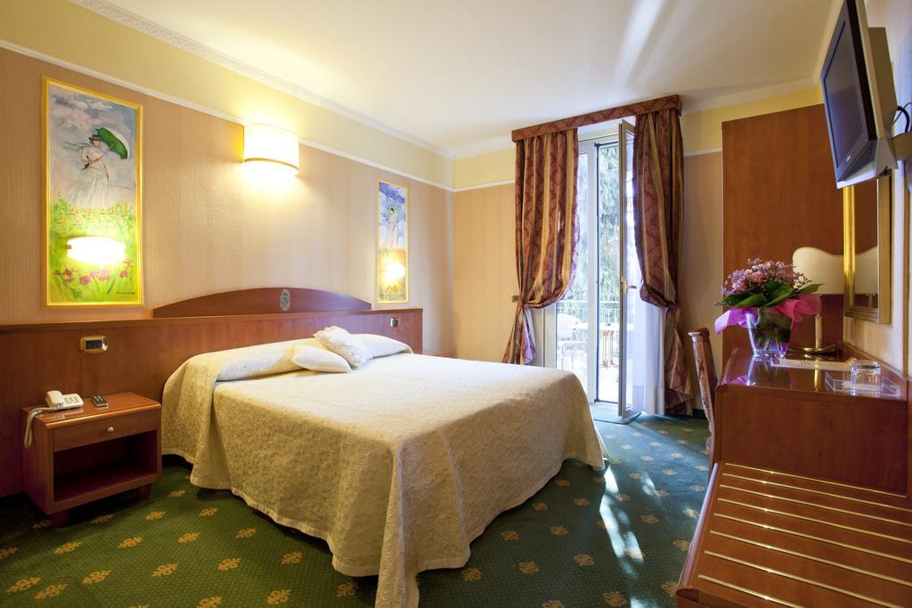 Boutique Hotel Puccini Монтекатини Терме Екстериор снимка