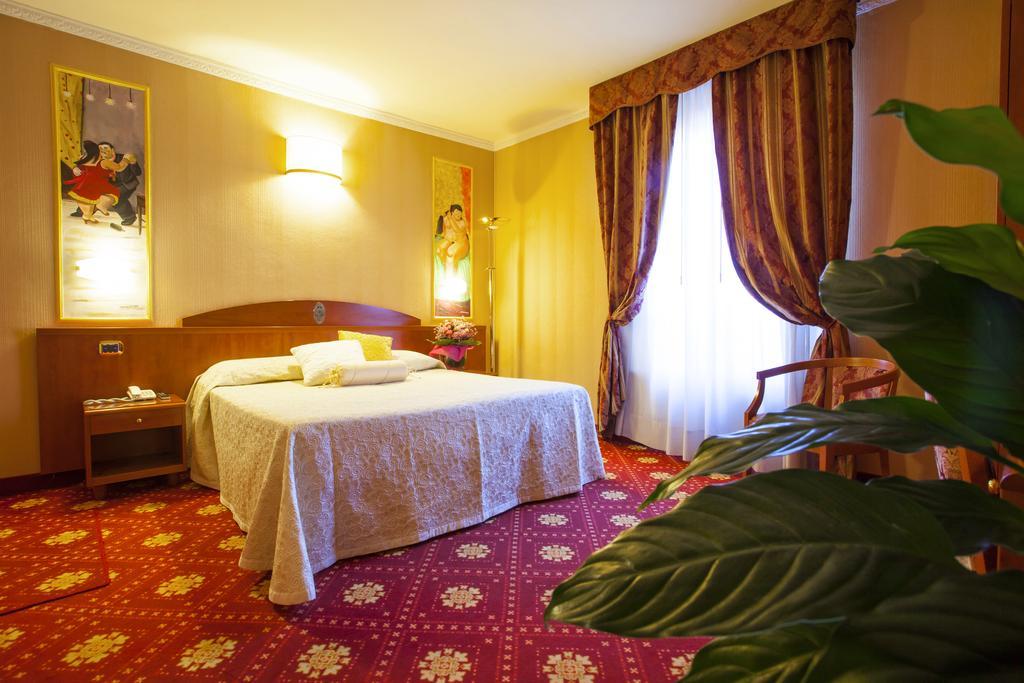 Boutique Hotel Puccini Монтекатини Терме Екстериор снимка