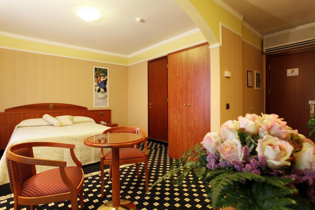 Boutique Hotel Puccini Монтекатини Терме Екстериор снимка