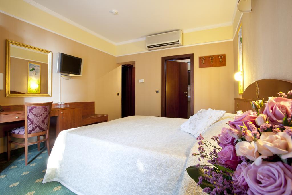 Boutique Hotel Puccini Монтекатини Терме Екстериор снимка